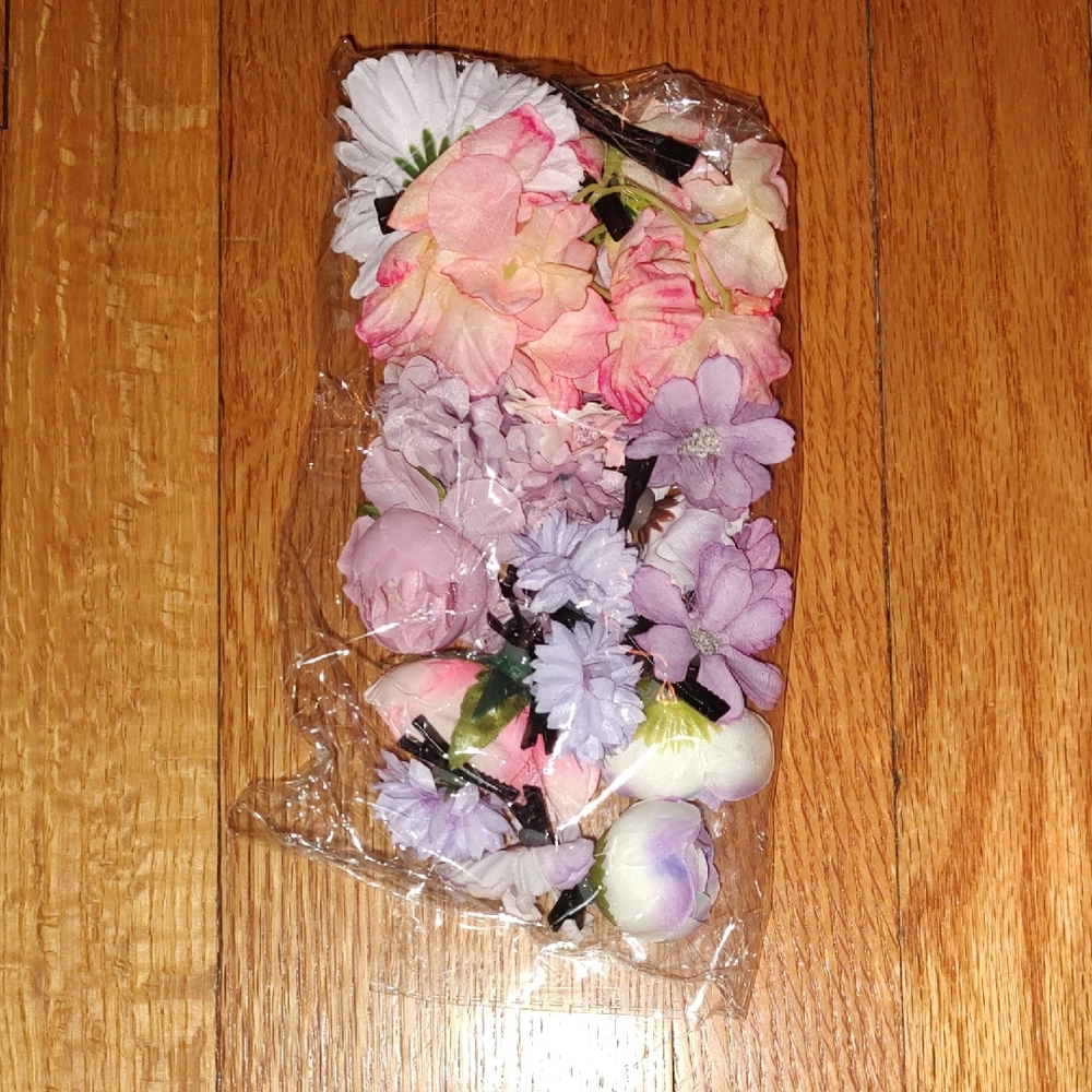 Assorted Floral Hair Clips